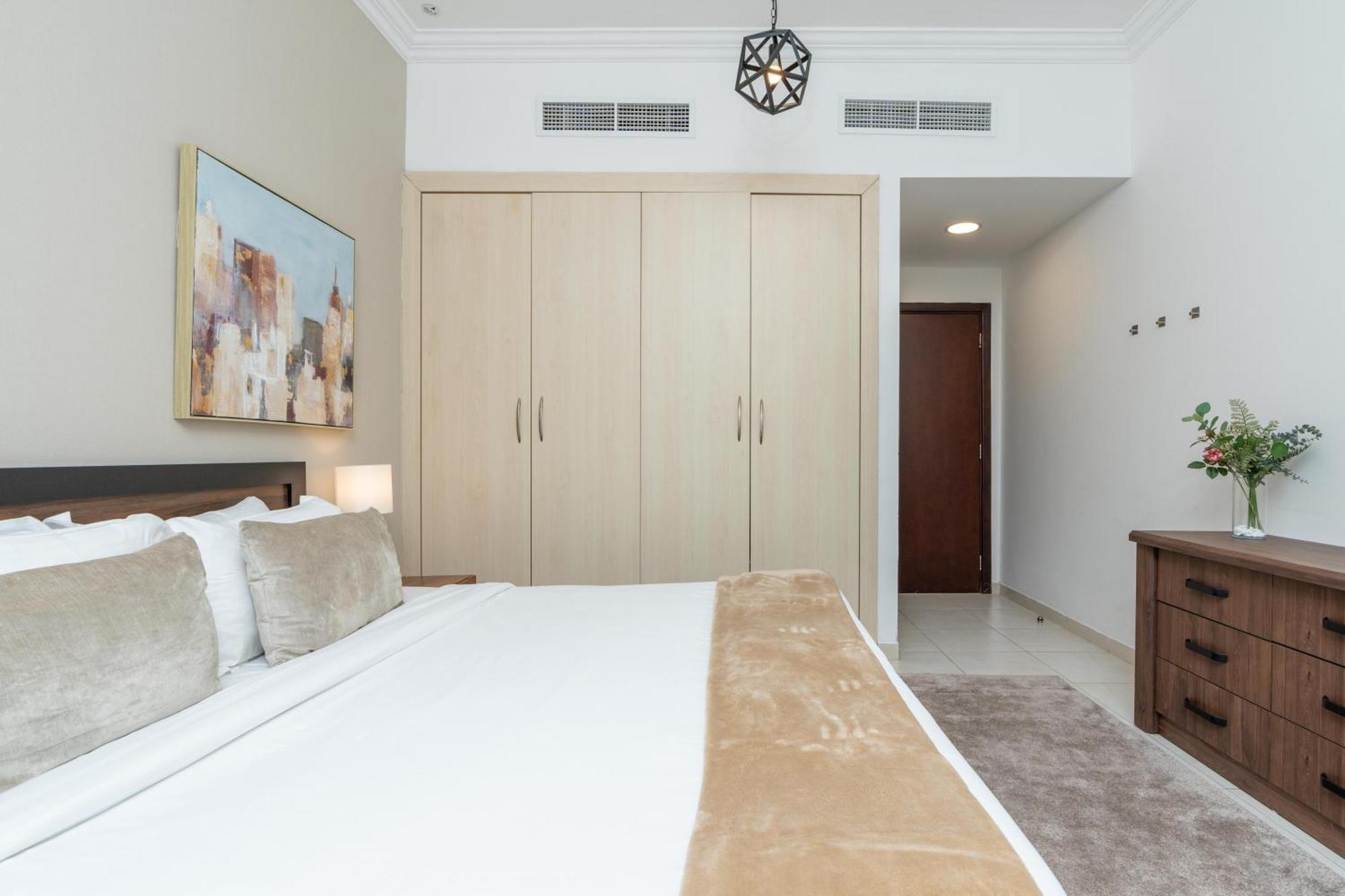 Modern 1Br Apartment In Jlt Next To Metro With City Views Dubai Dış mekan fotoğraf